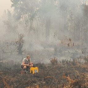 Gas measurements in smouldering peatland, Indonesia